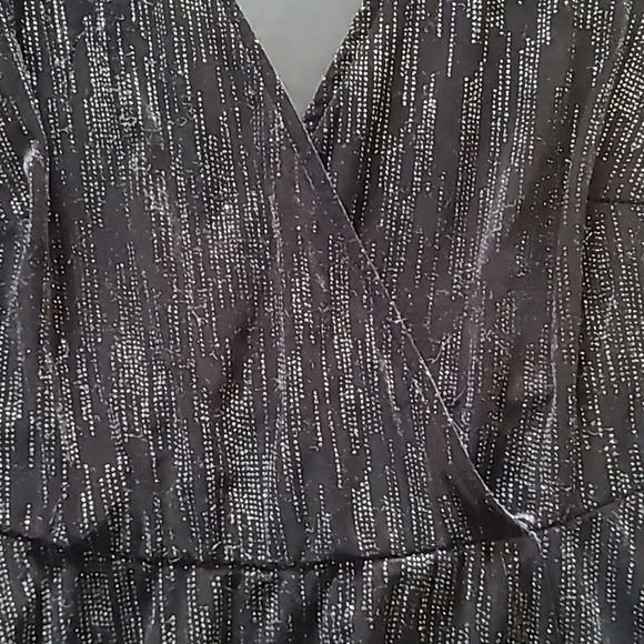 Torrid skater velvet faux wrap black silver metallic v-neck dress - Picture 2 of 4